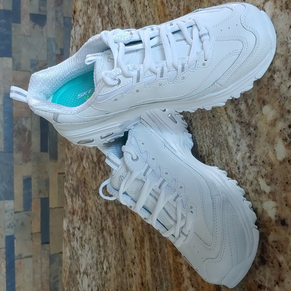 Sketchers D'lites memory foam sneakers